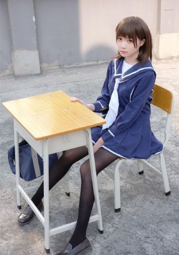 野外多人强奸视频经过_4K高清电影在线