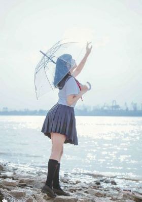 老师喂我乳我脱她胸罩_国产剧HD在线观看