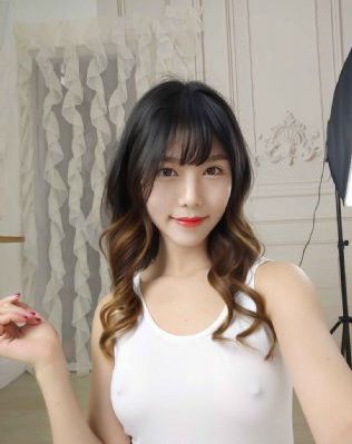 中国女人被黑人添高潮的A片_1080完整在线观看