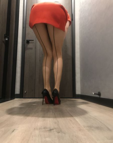 久久亚洲社区_HD免费在线观看