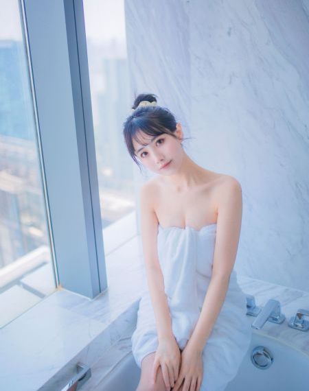 久久精品国产亚洲v色欲密臂_BD韩语迅雷电影在线