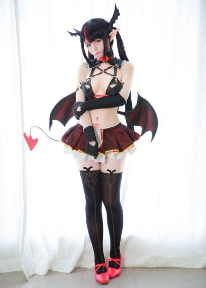 美女被打扎克的视频_4K手机免费观看完整