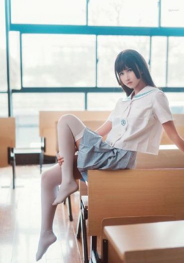 日本公与3个熄在线播放_4K高清在线
