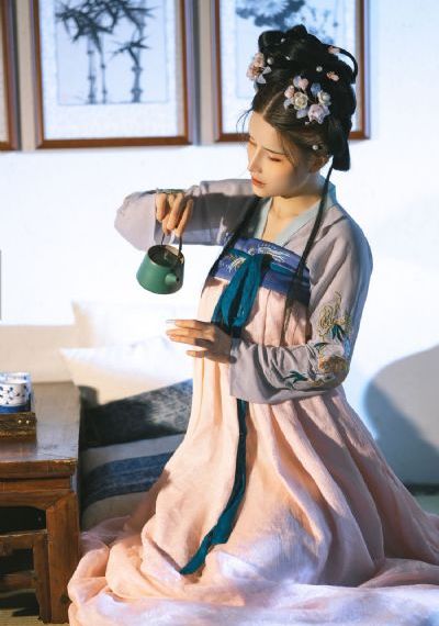 午夜免费啪视频在线男女_720在线视频播放
