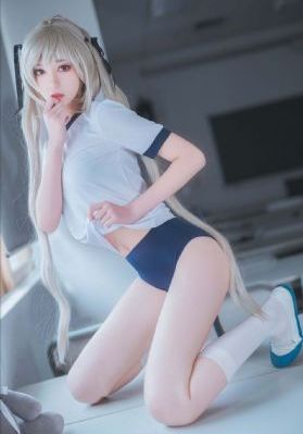 日本精品一区二区三区香蕉久久_HD完整版观看